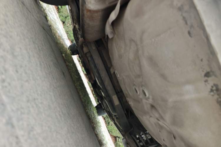 Used Chevrolet Aveo Sonic 2011 Sedan 1.4L MT SL Chassis Rear