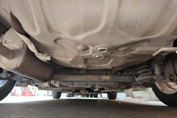 Used Chevrolet Aveo Sonic 2011 Sedan 1.4L MT SL Chassis Rear