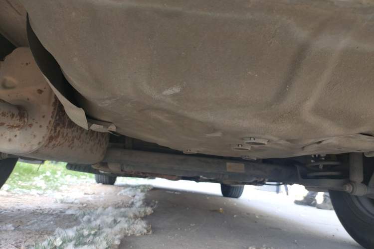 Used Chevrolet Aveo Sonic 2011 Sedan 1.4L MT SL Chassis Rear