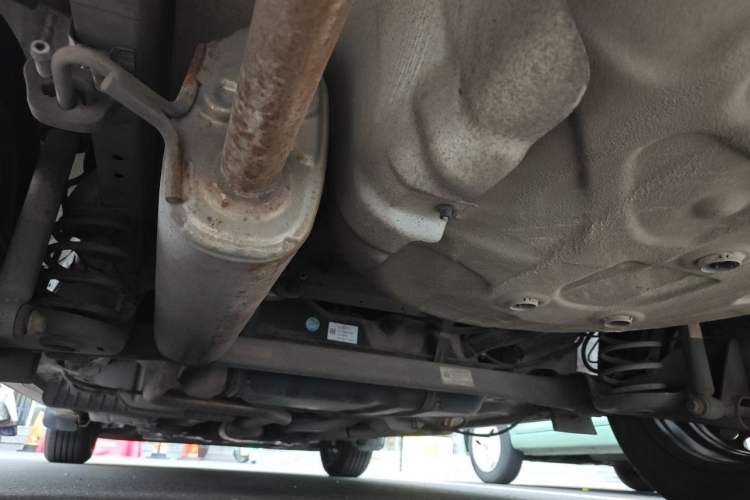 Used Chevrolet Aveo Sonic 2011 Sedan 1.4L MT SL Chassis Rear Left