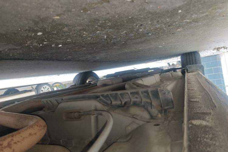 Used Chevrolet Aveo Sonic 2011 Sedan 1.4L MT SL Chassis Rear Left