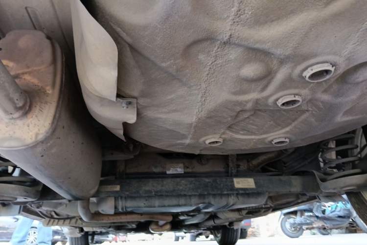 Used Chevrolet Aveo Sonic 2011 Sedan 1.4L MT SL Chassis Rear