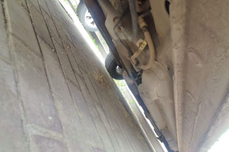 Used Chevrolet Aveo Sonic 2011 Sedan 1.4L MT SL Chassis Rear Right