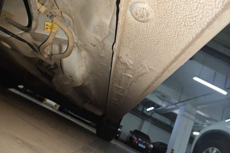 Used Chevrolet Aveo Sonic 2011 Sedan 1.4L MT SL Chassis Rear Right