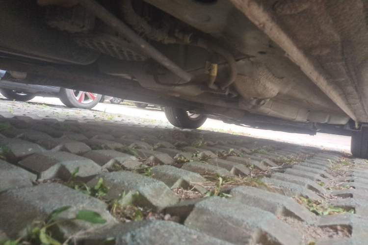 Used Chevrolet Aveo Sonic 2011 Sedan 1.4L MT SL Chassis Rear Right