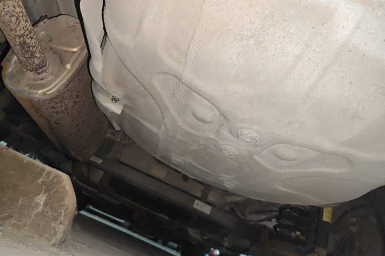 Used Chevrolet Aveo Sonic 2011 Sedan 1.4L MT SL Chassis Rear