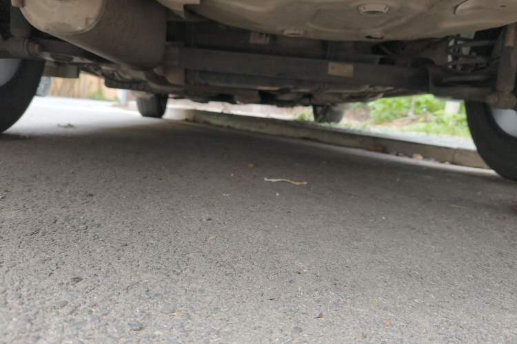 Used Chevrolet Aveo Sonic 2011 Sedan 1.4L MT SL Chassis Rear