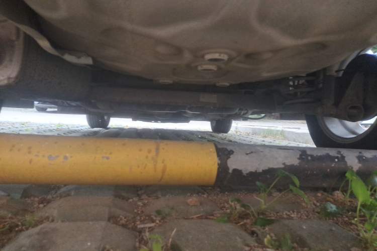 Used Chevrolet Aveo Sonic 2011 Sedan 1.4L MT SL Chassis Rear
