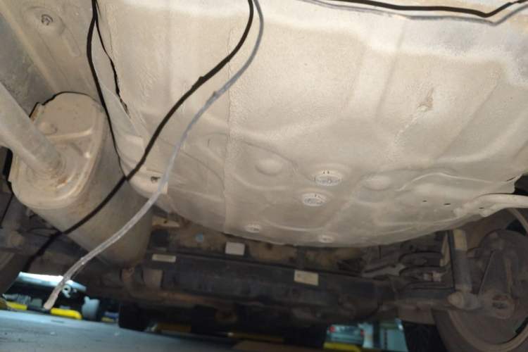 Used Chevrolet Aveo Sonic 2011 Sedan 1.4L MT SL Chassis Rear