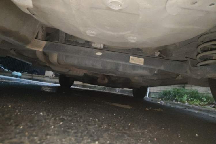 Used Chevrolet Aveo Sonic 2011 Hatchback 1.4L MT SL Chassis Rear