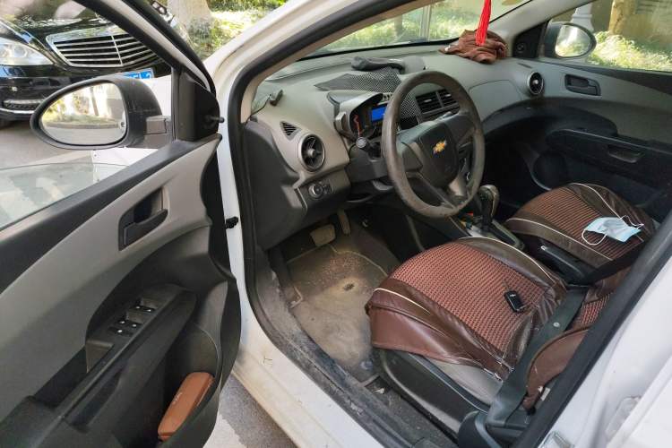 Used Chevrolet Aveo Sonic 2011 Sedan 1.4L Automatic SL Driver Seat