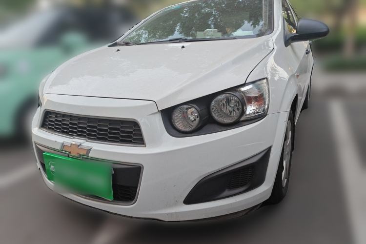 Used Chevrolet Aveo Sonic 2011 Sedan 1.4L MT SL Guazi used car, China used car export, Used car for sale, Used Chevrolet cars, Cheapest cars for sale