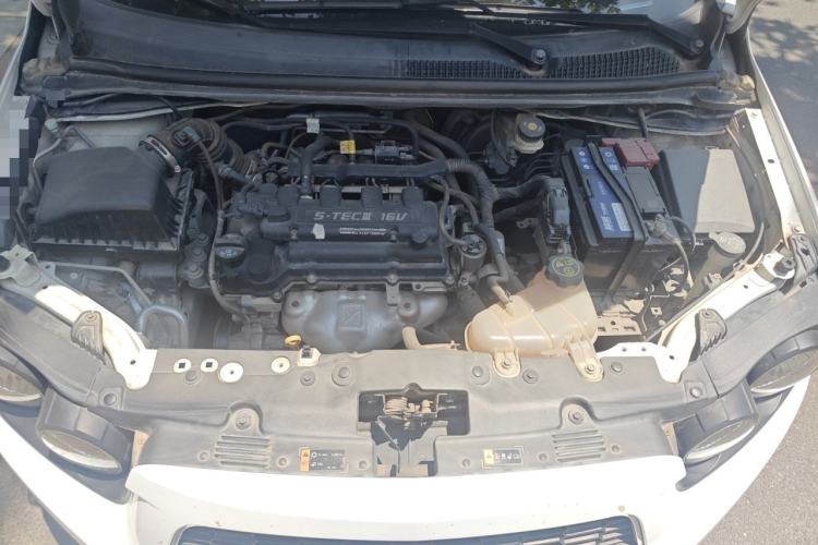 Used Chevrolet Aveo Sonic 2011 Sedan 1.4L MT SL Engine Bay