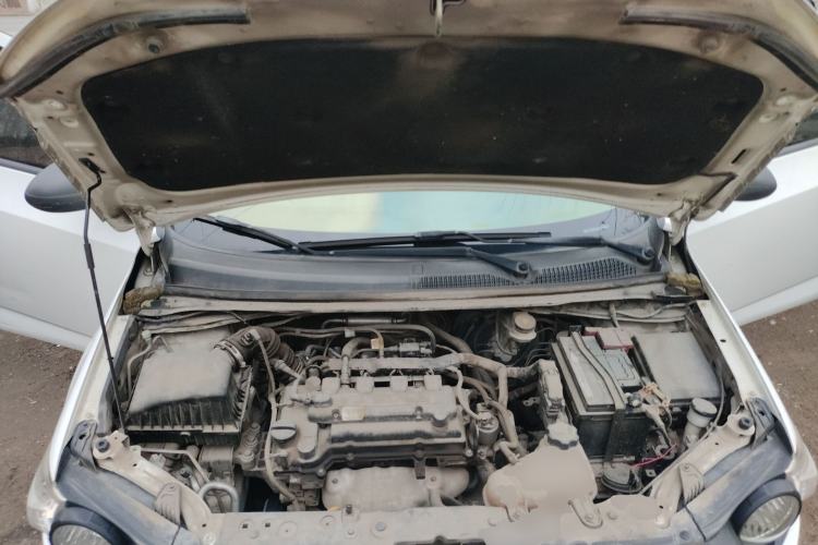 Used Chevrolet Aveo Sonic 2011 Sedan 1.4L MT SL Engine Bay
