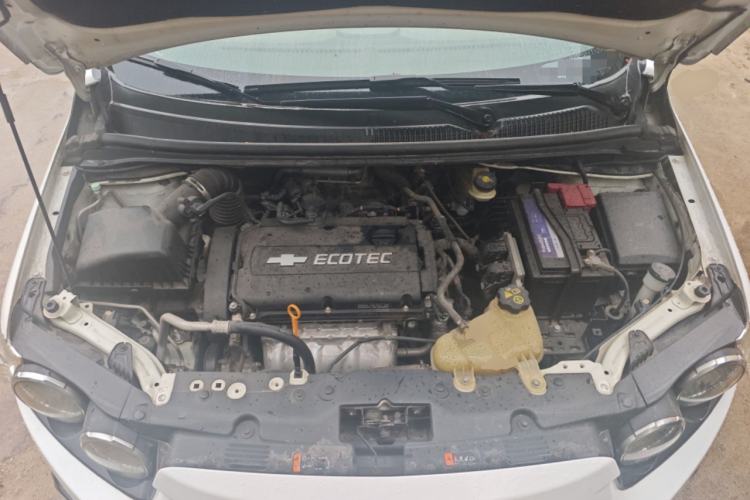Used Chevrolet Aveo Sonic 2011 Sedan 1.6L Automatic SX Engine Bay