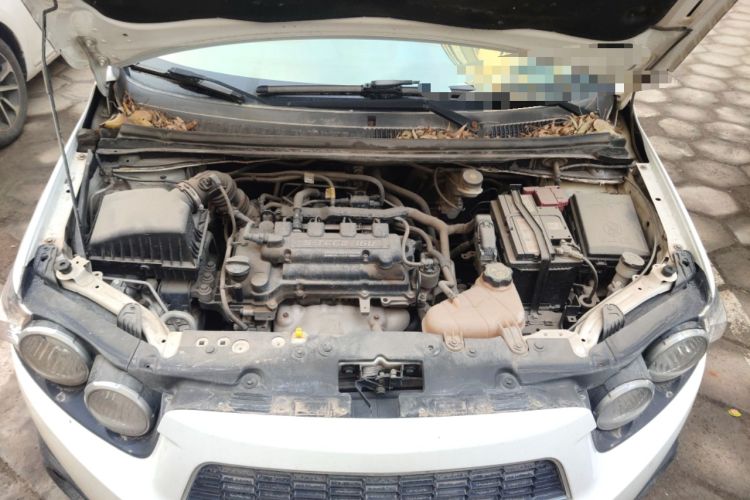 Used Chevrolet Aveo Sonic 2011 Sedan 1.6L Manual Transmission SX Engine Bay