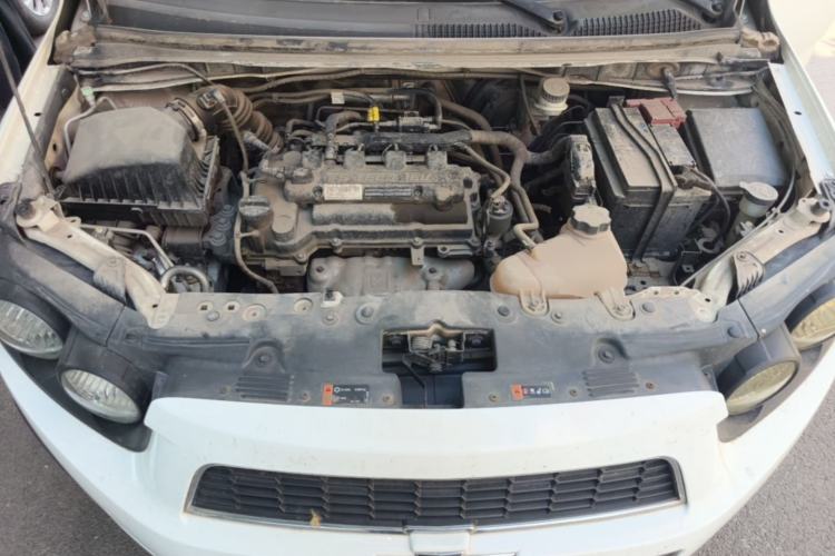 Used Chevrolet Aveo Sonic 2011 Sedan 1.4L MT SL Engine Bay