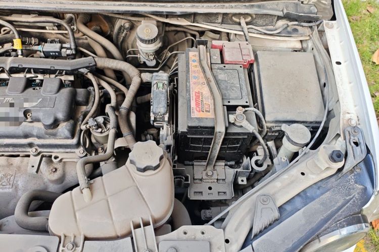 Used Chevrolet Aveo Sonic 2011 Hatchback 1.4L MT SE Engine Bay Left
