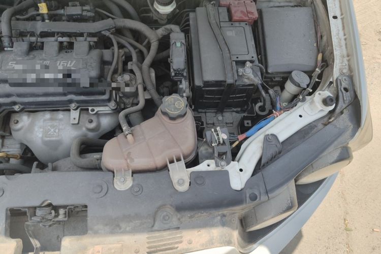 Used Chevrolet Aveo Sonic 2011 Sedan 1.4L MT SL Engine Bay Left