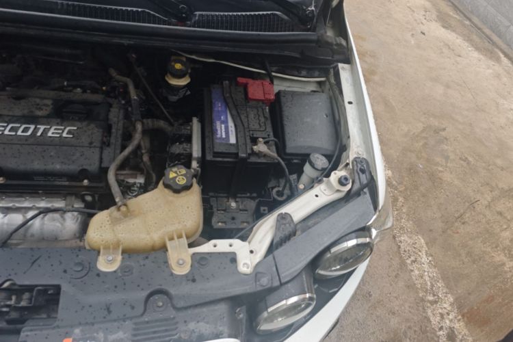Used Chevrolet Aveo Sonic 2011 Sedan 1.6L Automatic SX Engine Bay Left