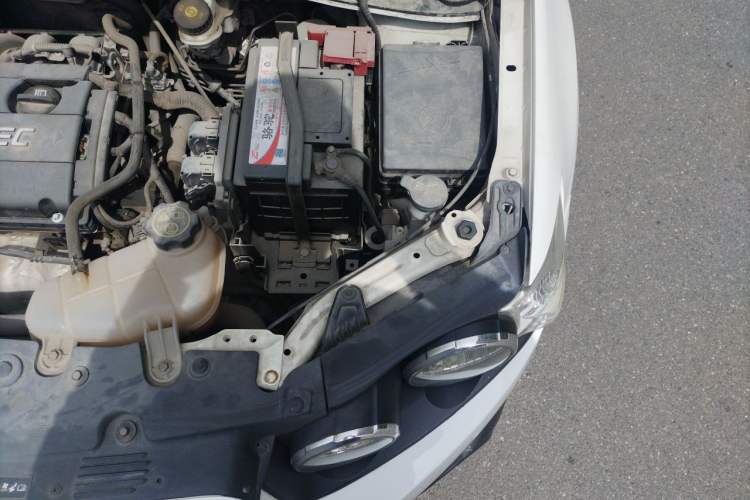 Used Chevrolet Aveo Sonic 2011 Hatchback 1.6L AT SX Engine Bay Left