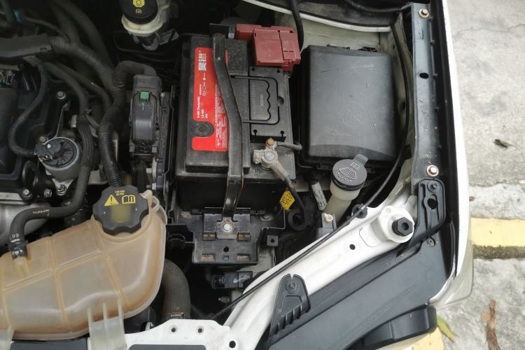 Used Chevrolet Aveo Sonic 2011 Sedan 1.4L MT SL Engine Bay Left