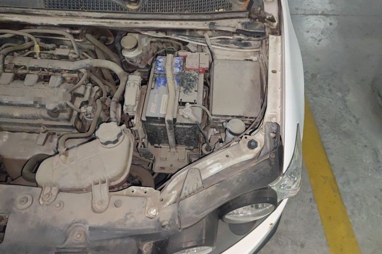 Used Chevrolet Aveo Sonic 2011 Sedan 1.4L MT SL Engine Bay Left