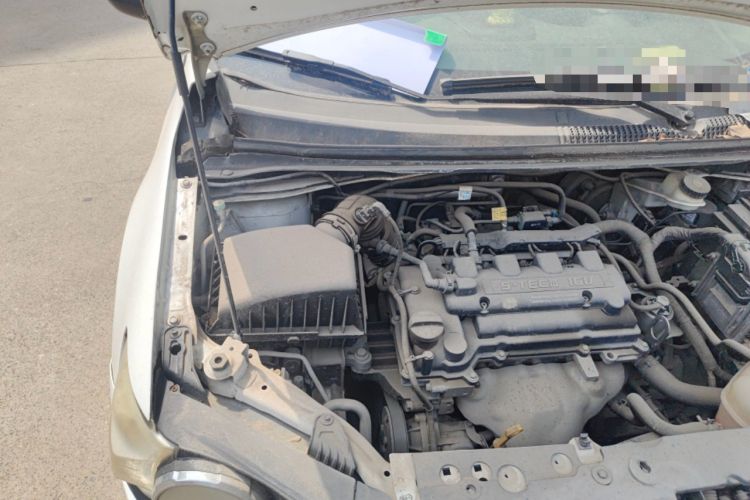 Used Chevrolet Aveo Sonic 2011 Sedan 1.4L MT SL Engine Bay Right