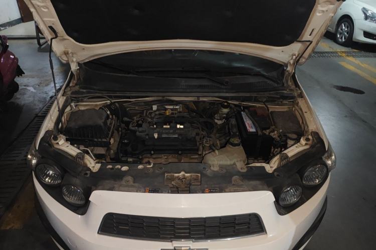 Used Chevrolet Aveo Sonic 2011 Sedan 1.4L MT SL Engine Bay