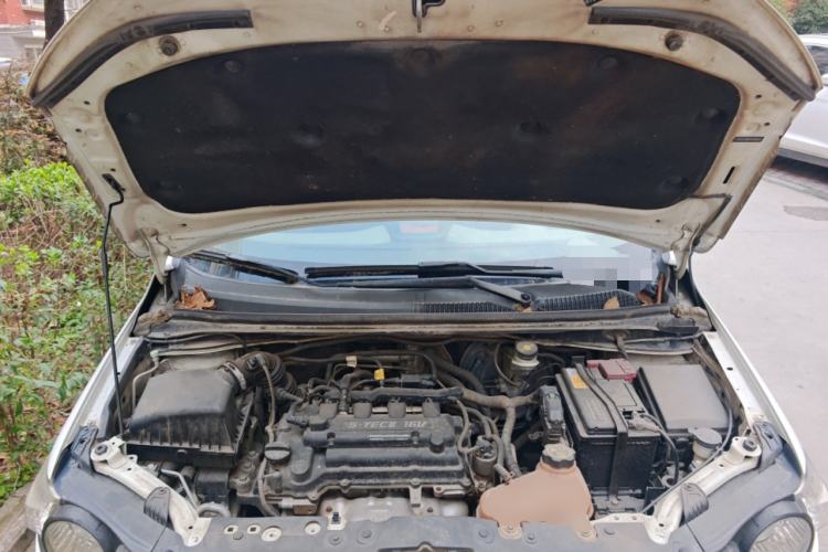Used Chevrolet Aveo Sonic 2011 Sedan 1.4L MT SL Engine Bay