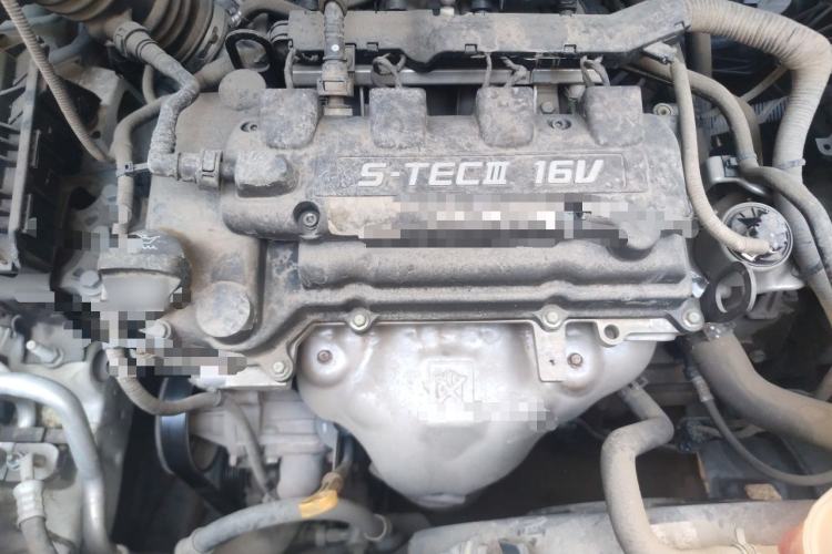 Used Chevrolet Aveo Sonic 2011 Sedan 1.4L MT SL Engine Bay