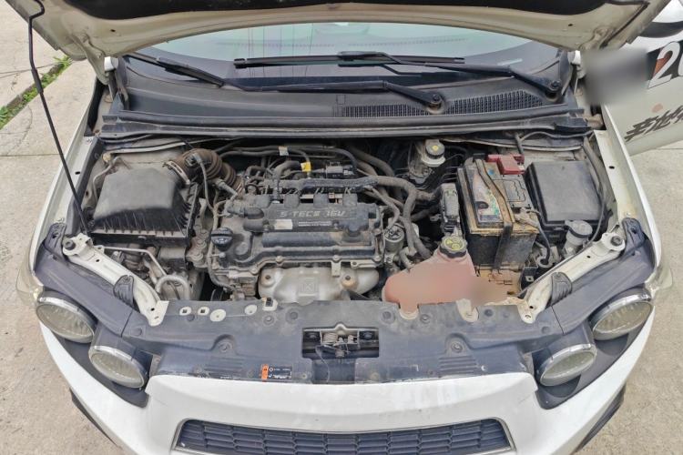 Used Chevrolet Aveo Sonic 2011 Hatchback 1.4L MT SE Engine Bay