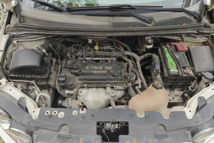 Used Chevrolet Aveo Sonic 2011 Sedan 1.4L MT SL Engine Bay