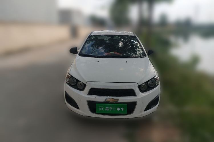 Used Chevrolet Aveo Sonic 2011 Sedan 1.4L MT SL Front