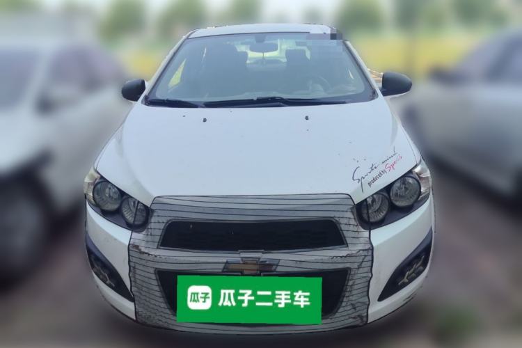 Used Chevrolet Aveo Sonic 2011 Sedan 1.4L MT SL Front