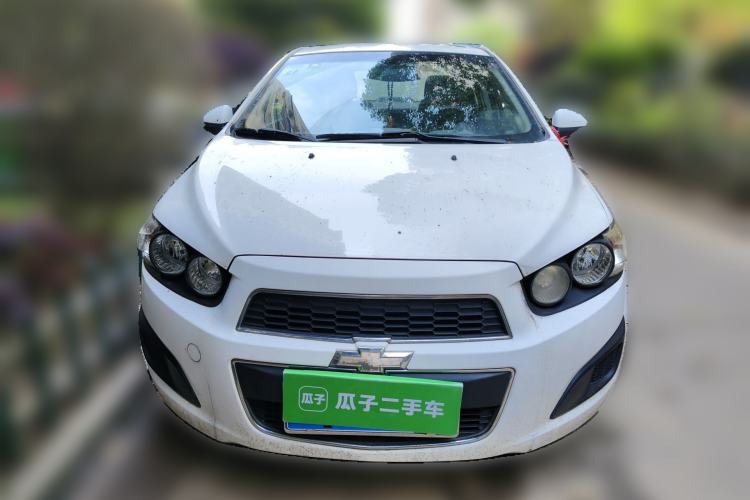 Used Chevrolet Aveo Sonic 2011 Sedan 1.4L MT SL Front