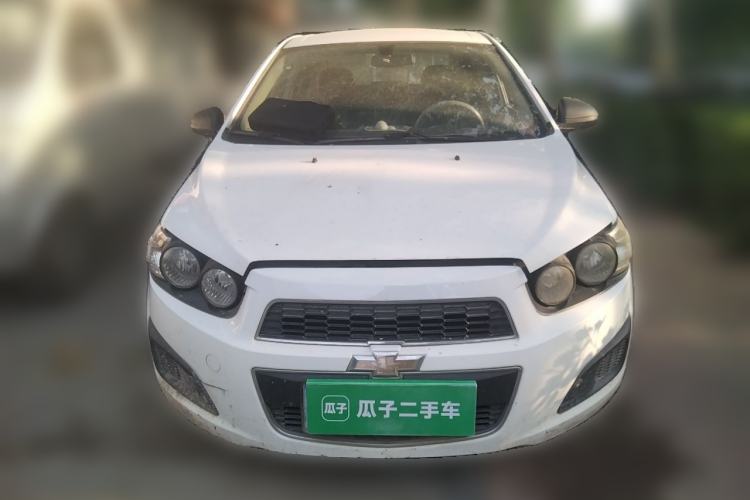 Used Chevrolet Aveo Sonic 2011 Sedan 1.4L MT SL Front