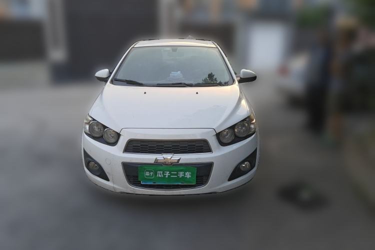 Used Chevrolet Aveo Sonic 2011 Sedan 1.4L Manual Transmission SE Front