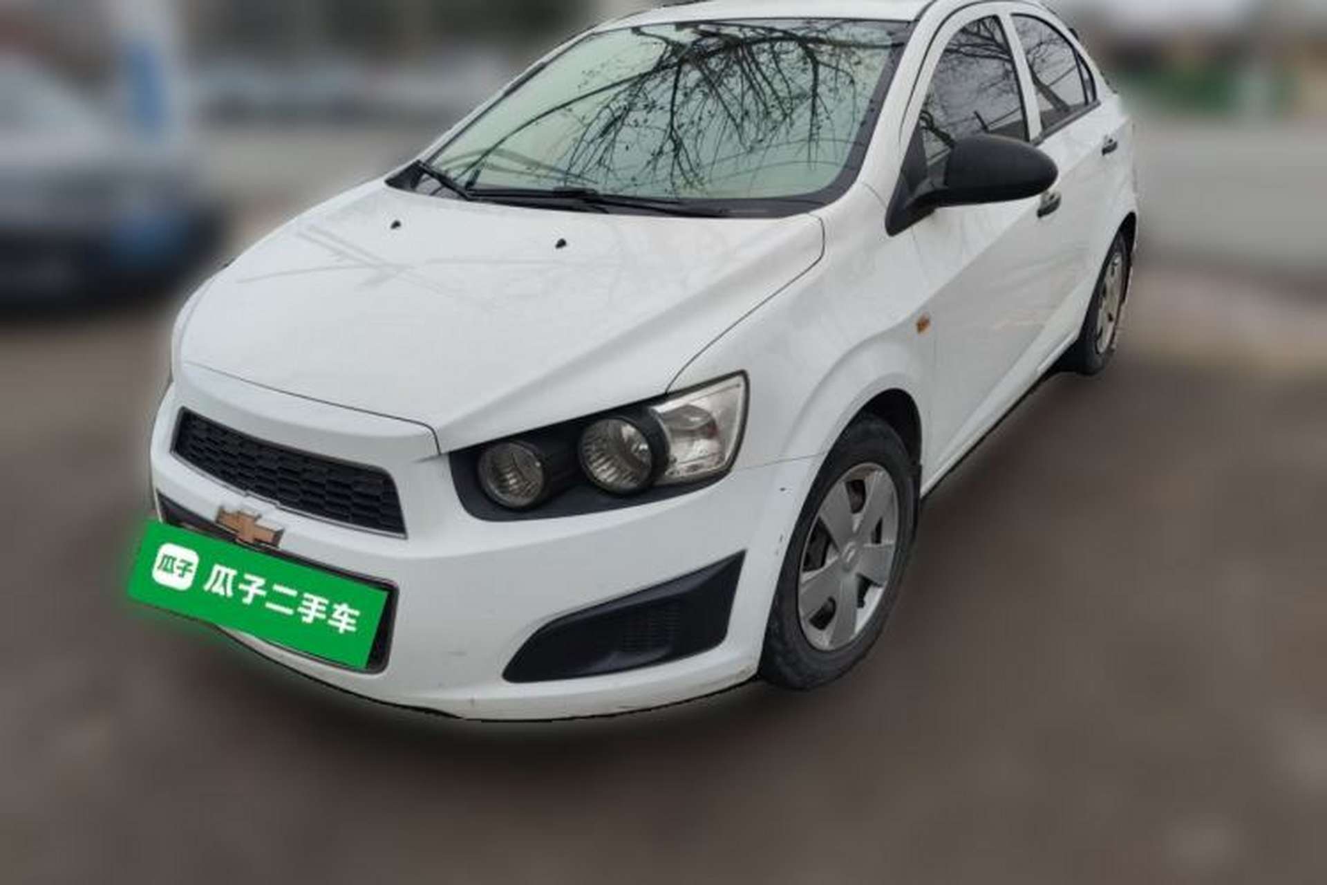 Used Chevrolet Aveo Sonic 2011 Sedan 1.4L MT SL Front Left 45 Deg