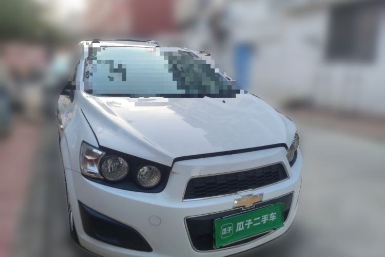 Used Chevrolet Aveo Sonic 2011 Sedan 1.4L MT SL Front Right 45 Deg