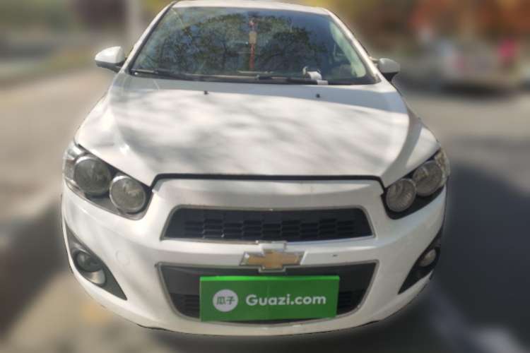 Used Chevrolet Aveo Sonic 2011 Sedan 1.4L Manual Transmission SE Front