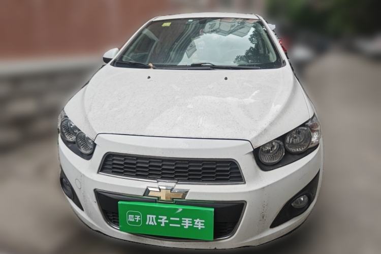 Used Chevrolet Aveo Sonic 2011 Sedan 1.4L Manual Transmission SE Front