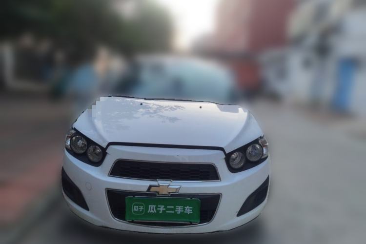 Used Chevrolet Aveo Sonic 2011 Sedan 1.4L MT SL Front