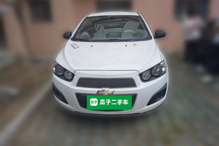 Used Chevrolet Aveo Sonic 2011 Sedan 1.4L MT SL Front