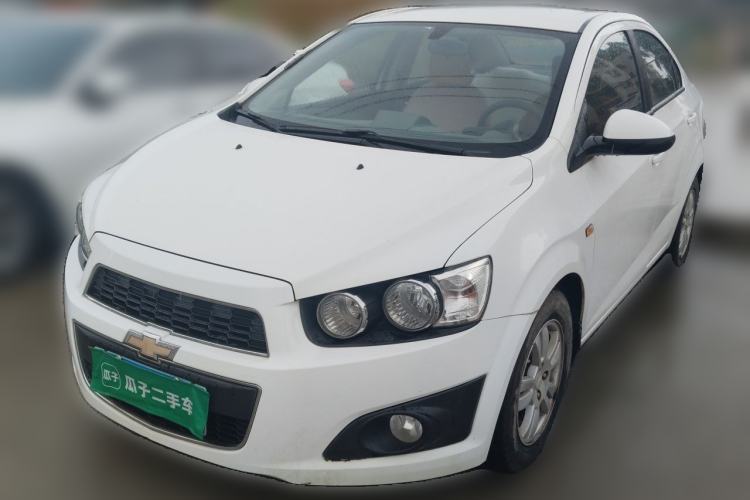 Used Chevrolet Aveo Sonic 2011 Sedan 1.4L Manual Transmission SE Guazi used car, China used car export, Used car for sale, Used  cars, Cheapest cars for sale