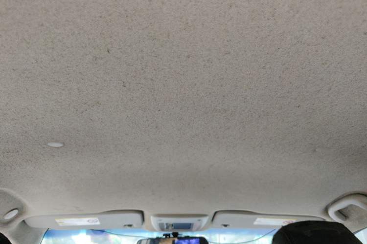 Used Chevrolet Aveo Sonic 2011 Sedan 1.4L MT SL Headliner