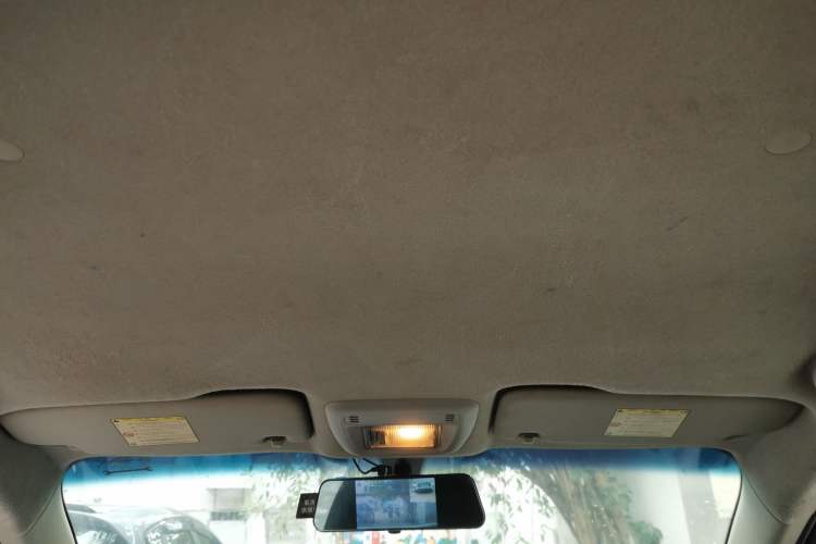 Used Chevrolet Aveo Sonic 2011 Sedan 1.4L MT SL Headliner