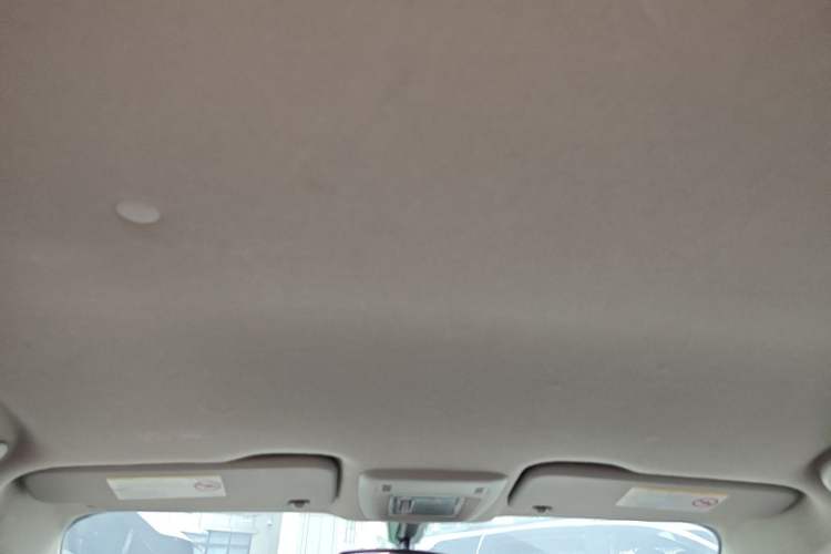 Used Chevrolet Aveo Sonic 2011 Hatchback 1.4L Automatic SE Headliner