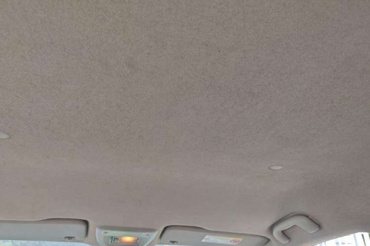 Used Chevrolet Aveo Sonic 2011 Hatchback 1.4L MT SE Headliner