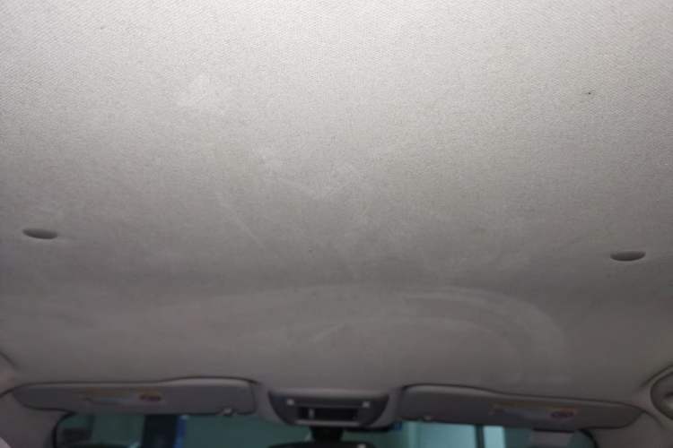 Used Chevrolet Aveo Sonic 2011 Sedan 1.4L MT SL Headliner